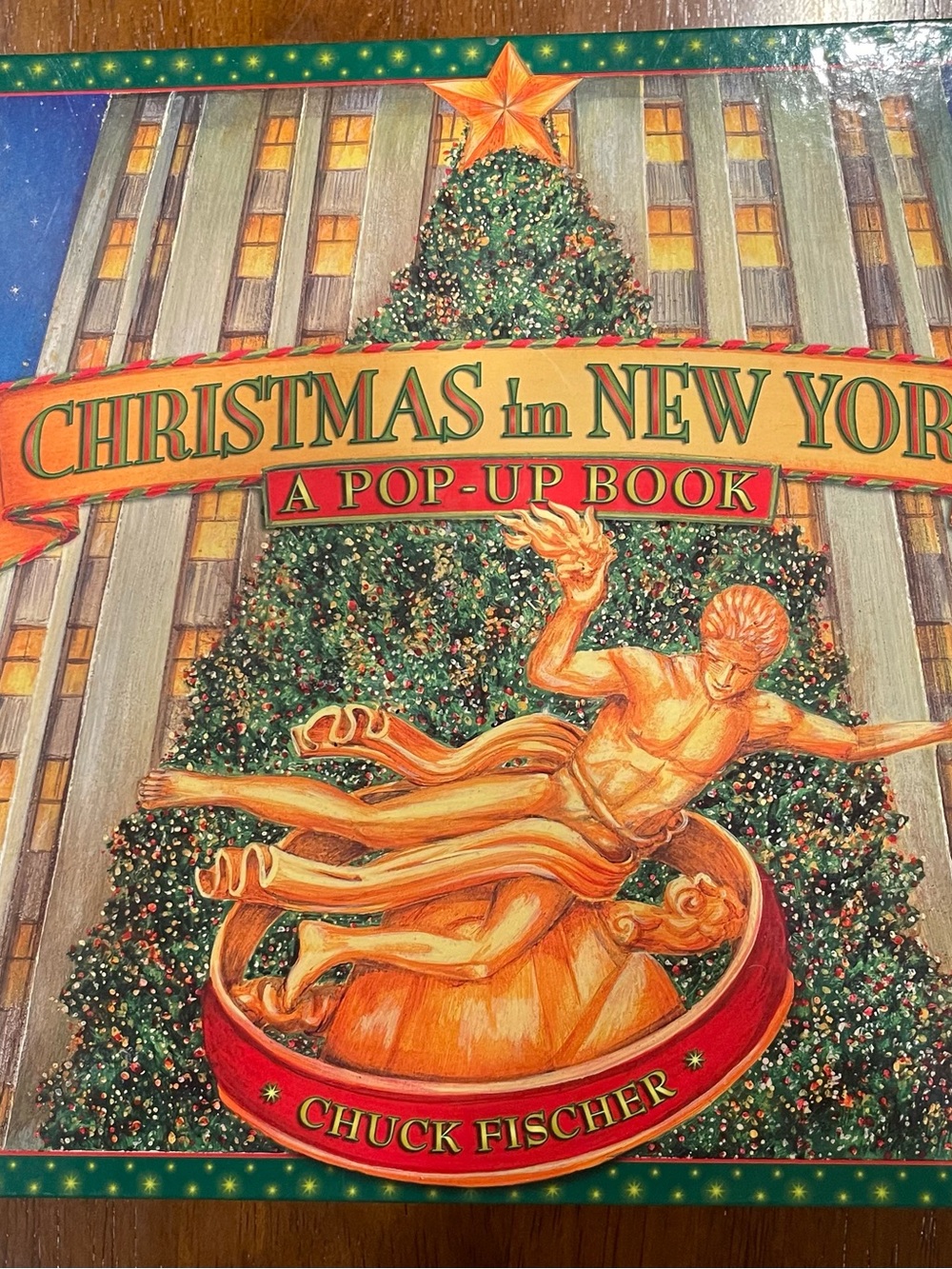 Christmas in New York: A Pop-Up Book - (Green/Red)